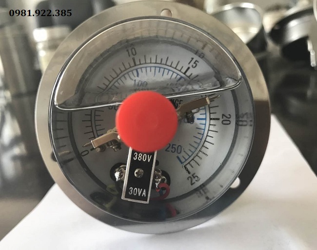 Đồng hồ đo áp suất 3 kim 380V
