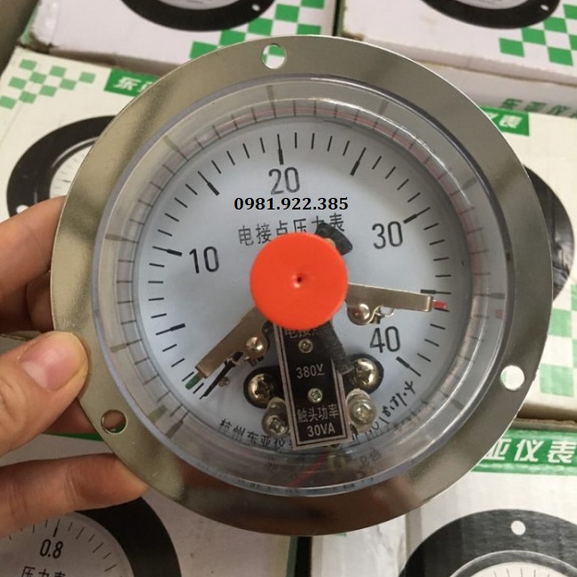 Đồng hồ đo áp suất 3 kim có vành
