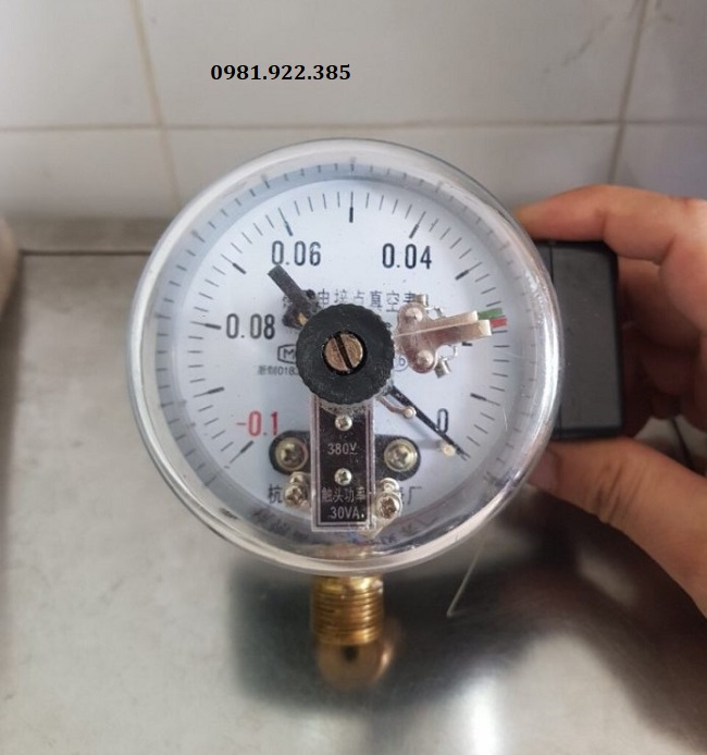 Đồng hồ đo áp suất âm 3 kim