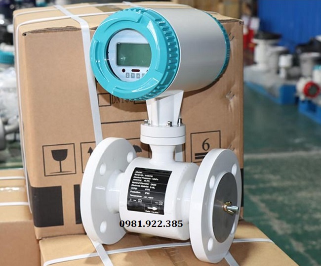 Đồng hồ đo lưu lượng điện tử DN32