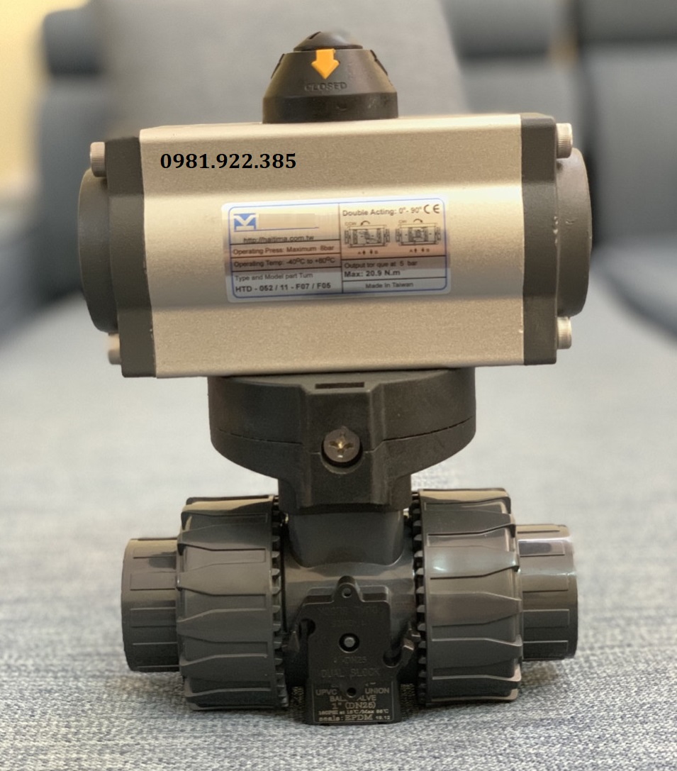 Van bi nhựa rắc co đôi điều khiển khí nén